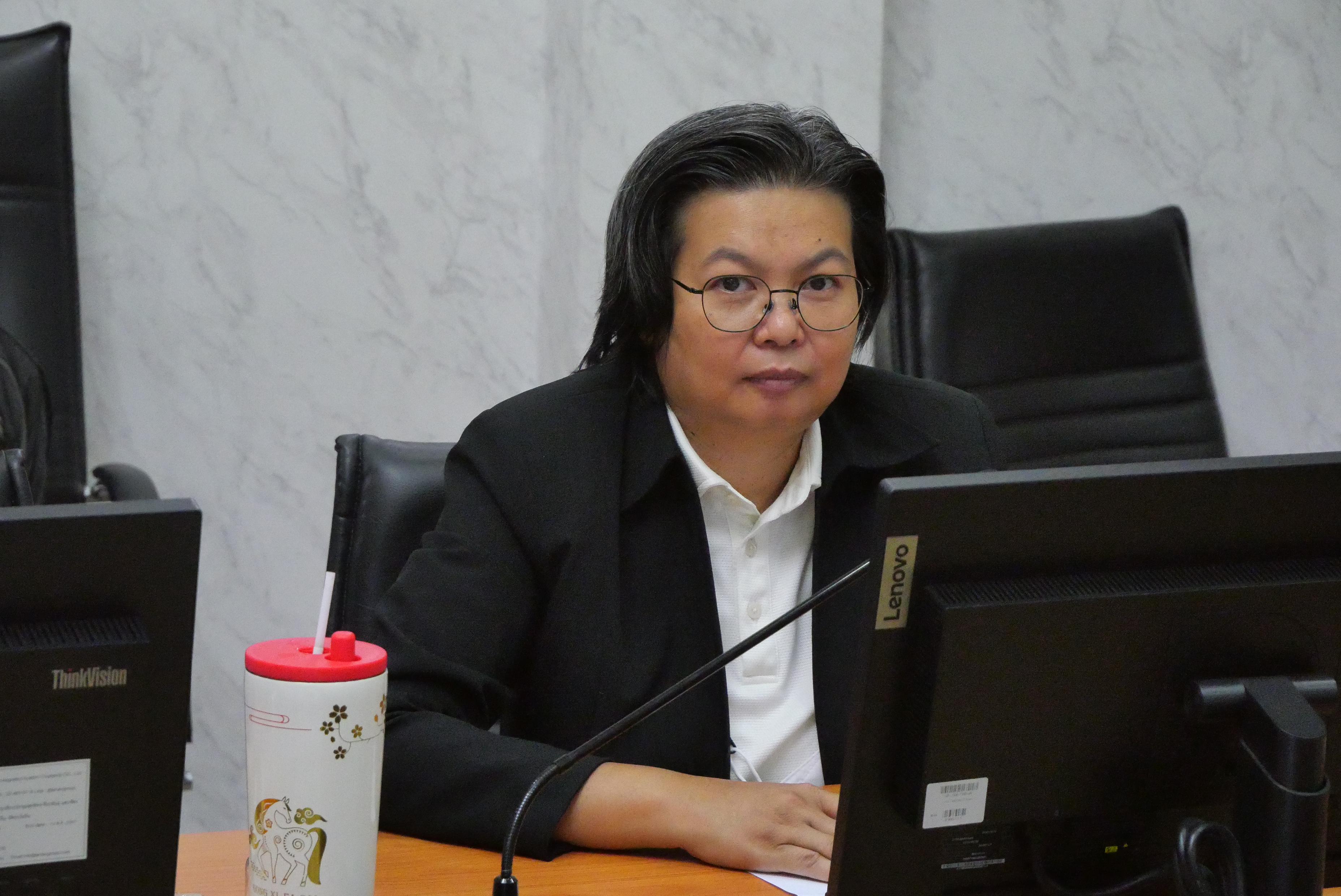 title - รองเลขาธิการ ส.ป.ก. เปิดการประชุมการสร้างความรู้ความเข้าใจ เรื่อง การคัดเลือกบุคคลให้ได้รับเงินเพิ่มสำหรับตำแหน่งที่มีเหตุพิเศษ ตำแหน่งนิติกร (พ.ต.ก.) สังกัด ส.ป.ก. ประจำปีงบประมาณ พ.ศ. 2569 